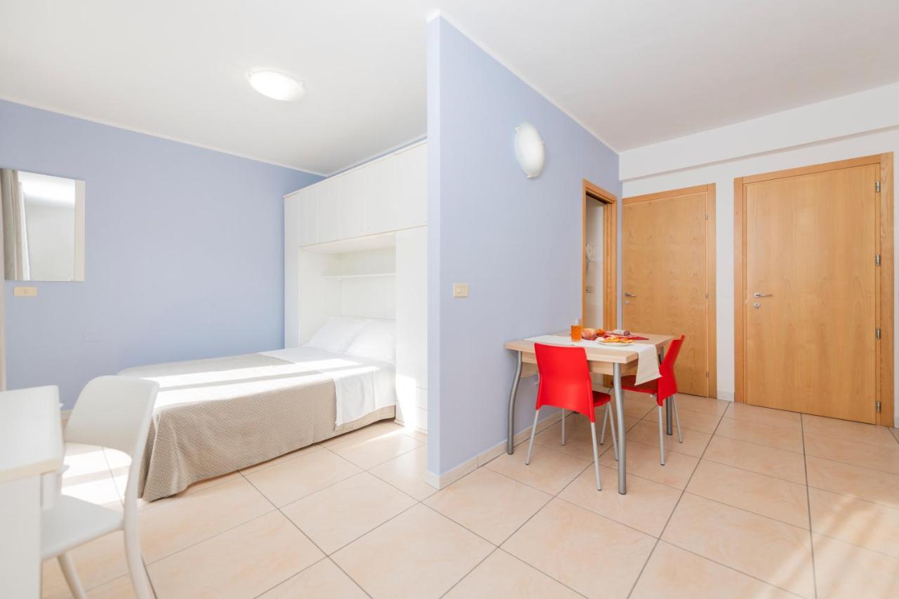 Residence Quadrifoglio Cervia Buitenkant foto